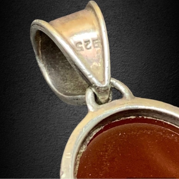 🌸Pendant🌸 Red Stone 925 Sterling SIlver - Picture 3 of 7